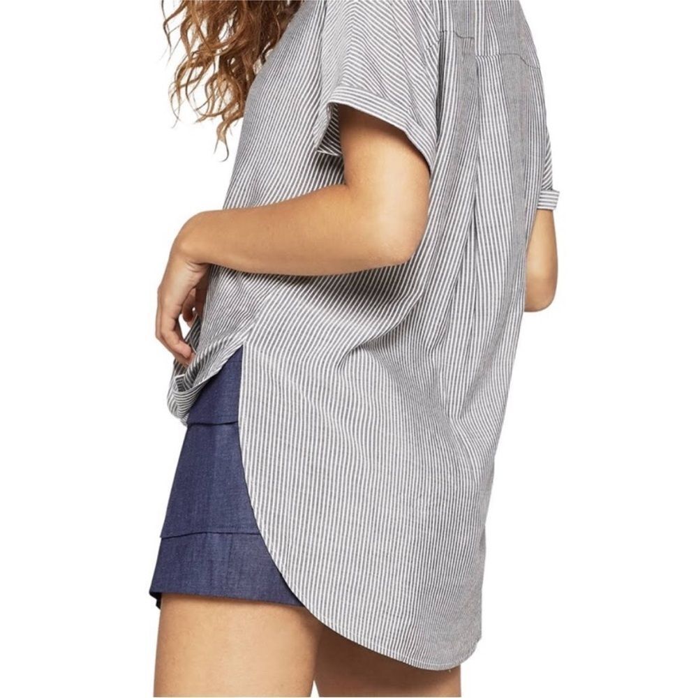 Revolve Bcbgeneration Striped Button Down Wrap He… - image 3